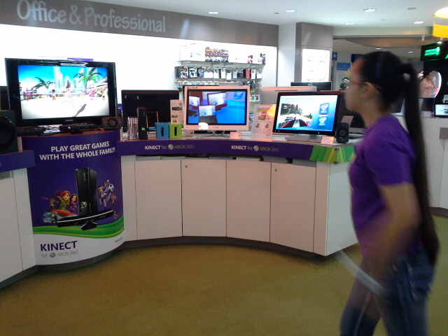 Kinect at Newstead Digital Style Funan Centre. 